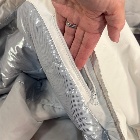 COLUMBIA Women's Tipton Peak Hooded Insulated Jacket White Gray OMNI TECH - Picture 5 of 12